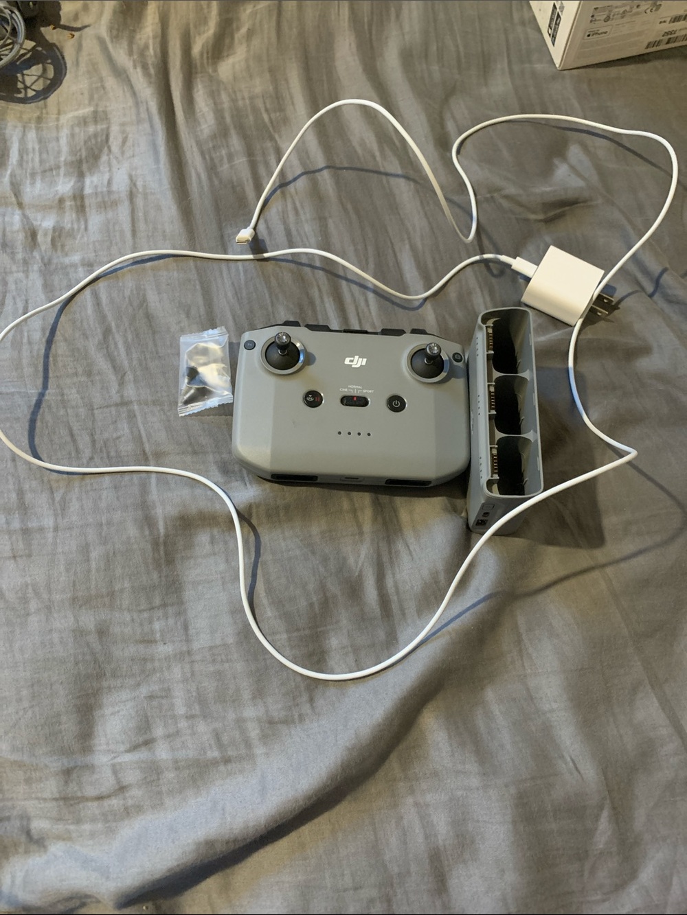 DJI Light Gray Remote Controller with 3-Battery Charging Hub and Cable